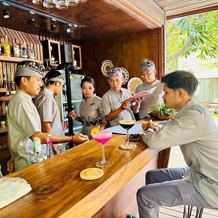 尼禄别墅酒店 吉利特拉旺安 外观 照片
